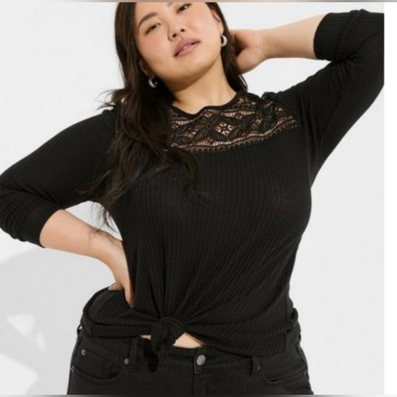 NWT 4X TORRID Waffle Knit Long Sleeve Crochet Yoke Top Deep Black - Picture 2 of 7